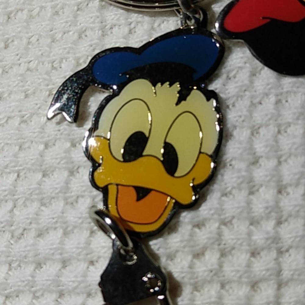Disney Keychain - Picture 5 of 7